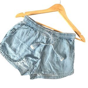 Vineyard Vines Light Blue Women's Shorts